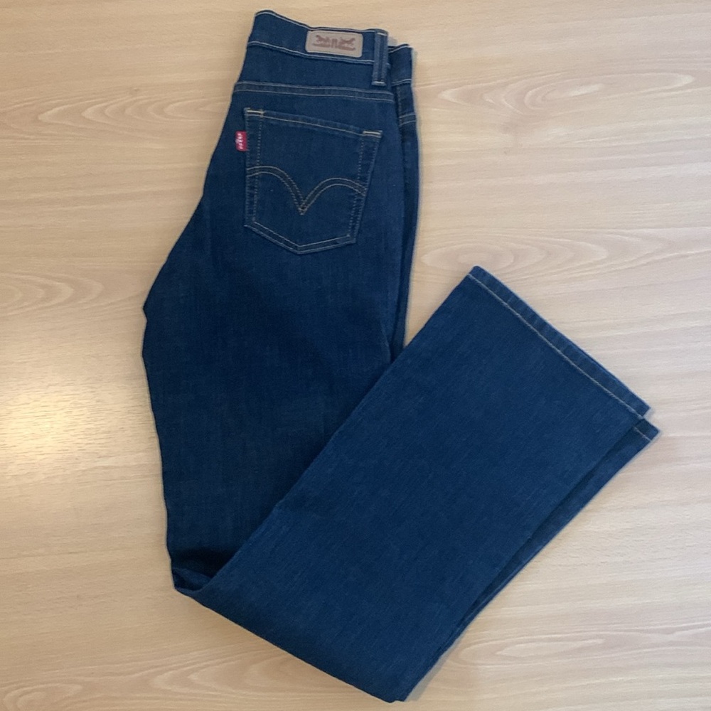 LEVI’S Perfectly Slimming/512 Bootcut Jeans Dark Blue Size 2M